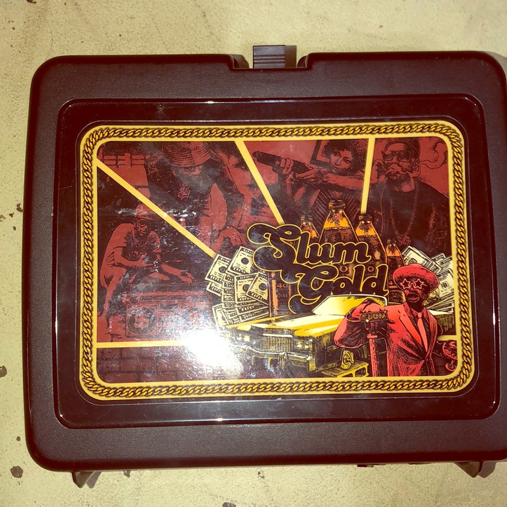 $lum Gold Lunch Box
